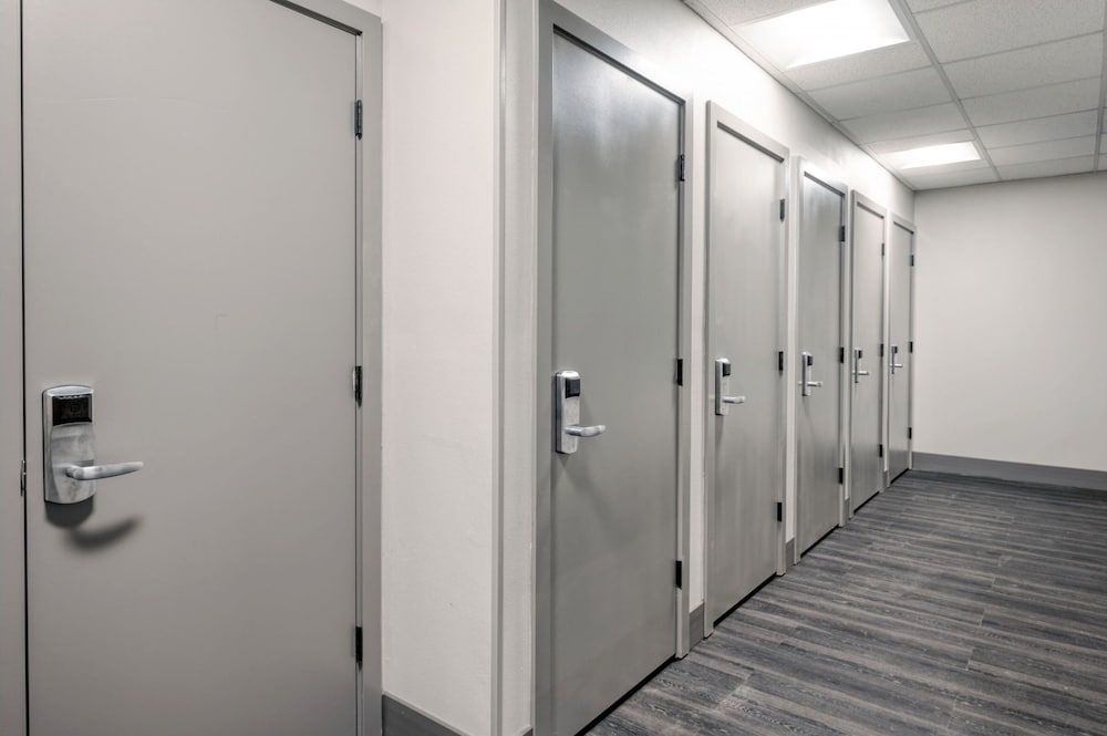 Holiday Inn Express Federal Way Seattle South by IHG - photo 56