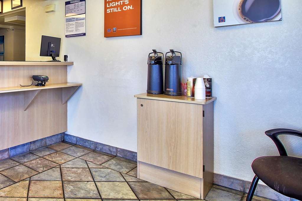 Motel6 Nogales AZ Mariposa Road - photo 28