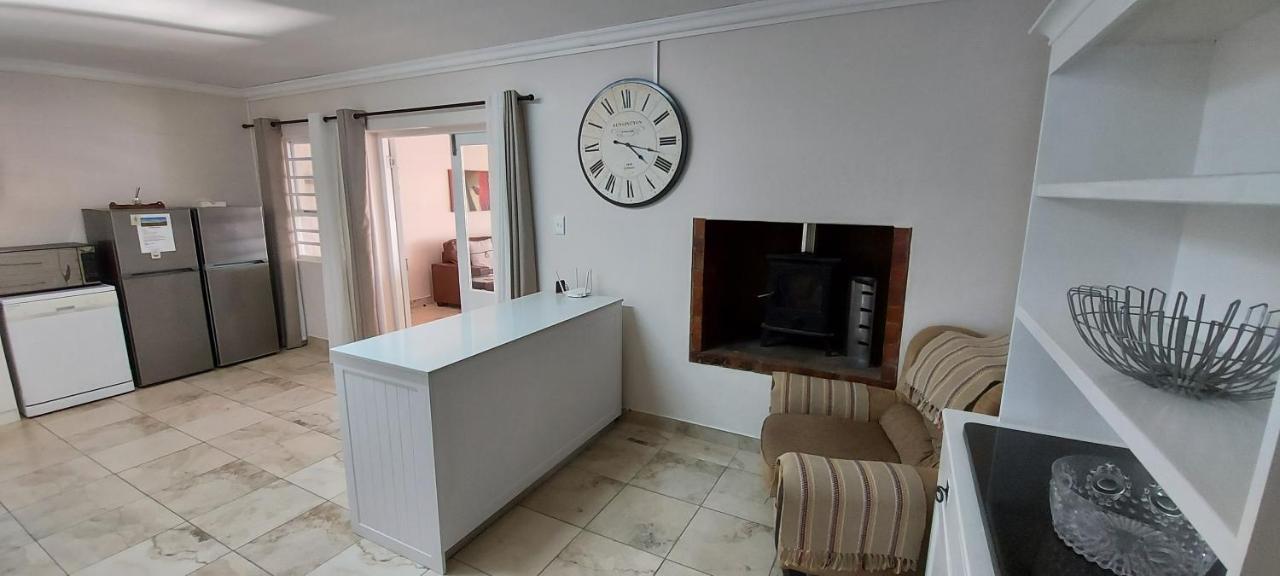 Allview Selfcatering Apartments Jacobsbaai — 4-Star Luxury Hotel in Saldanha, South Africa