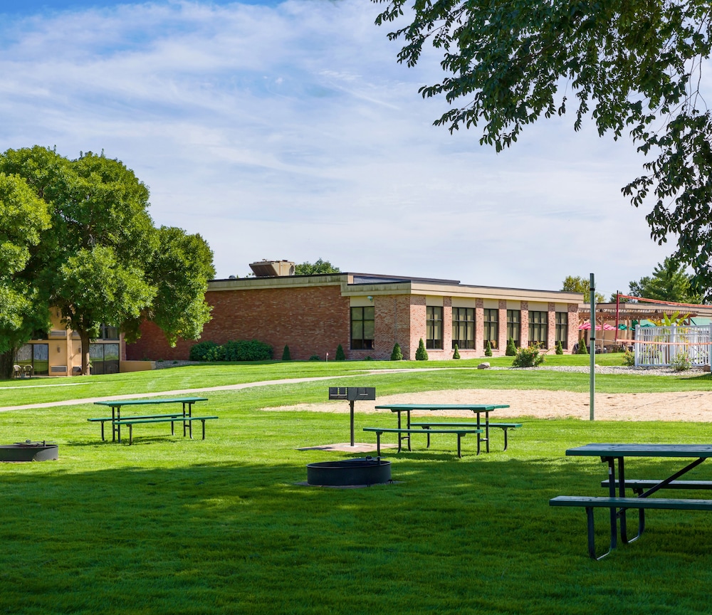 Lake Okoboji Resort and Conference Center - photo 28