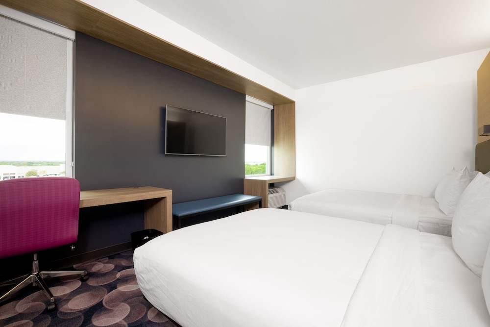 Aloft Austin Airport - photo 20