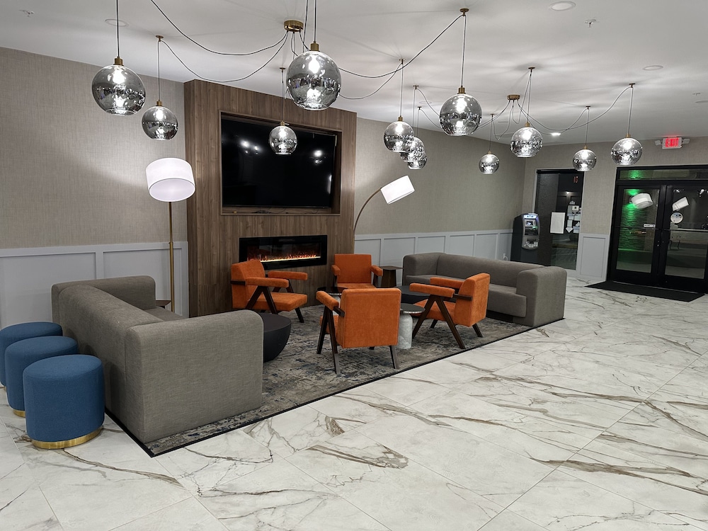 Quality Inn & Suites Lake Havasu City - photo 4