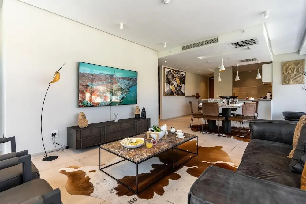 117 on Strand Apartments