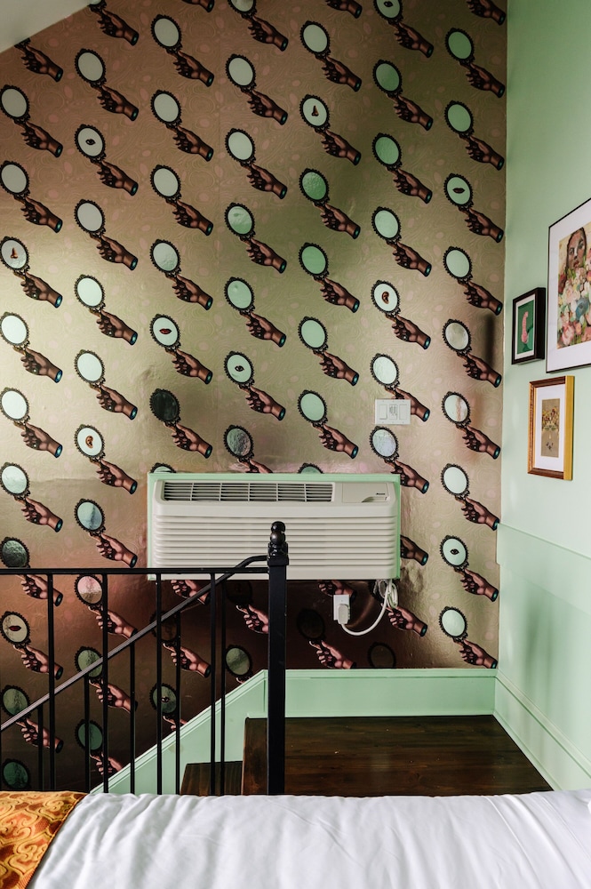 Frenchmen Hotel - photo 30