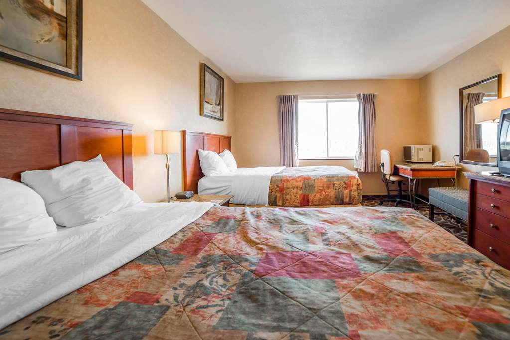 Rodeway Inn & Suites Nampa - photo 20