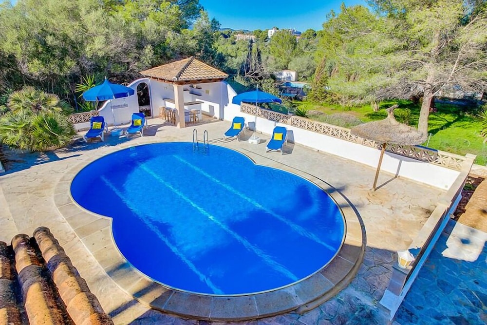 Villa Lombardia — 4-Star Luxury Hotel in Manacor, Spain