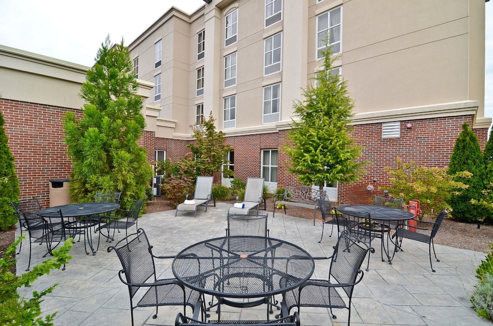 Hampton Inn & Suites Plymouth - photo 76
