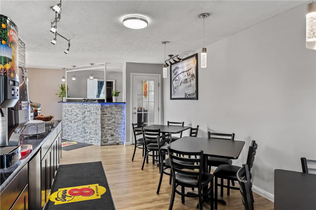 Super 8 by Wyndham Brownsburg - photo 13