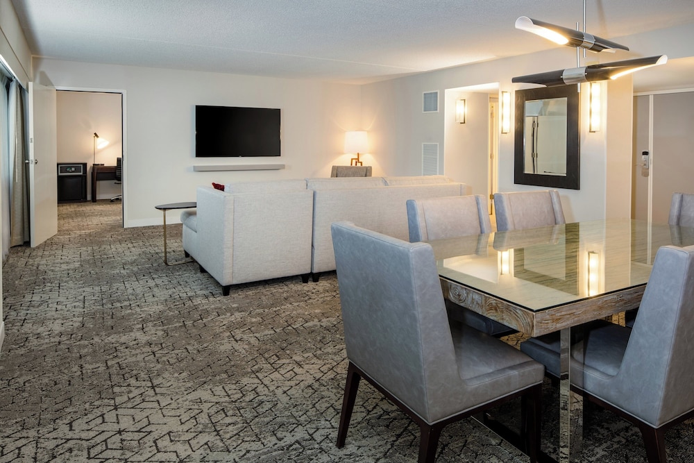 Sheraton Detroit Metro Airport - photo 15