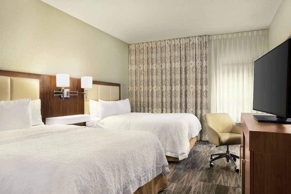 Hampton Inn Findlay - photo 14