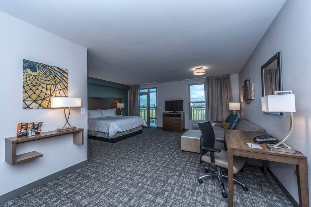 Staybridge Suites Charleston Mount Pleasant by IHG - photo 4
