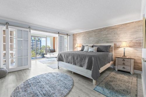 New Oceanview Suite Caravelle 504 — 4-Star Luxury Hotel in Myrtle Beach, United States