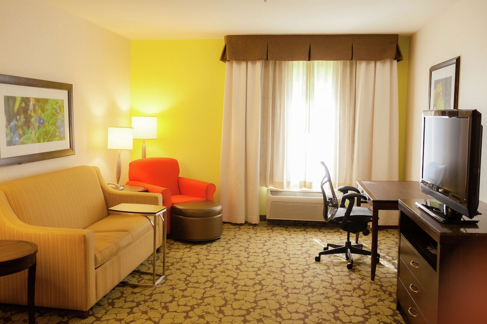 Hilton Garden Inn Redding - photo 26