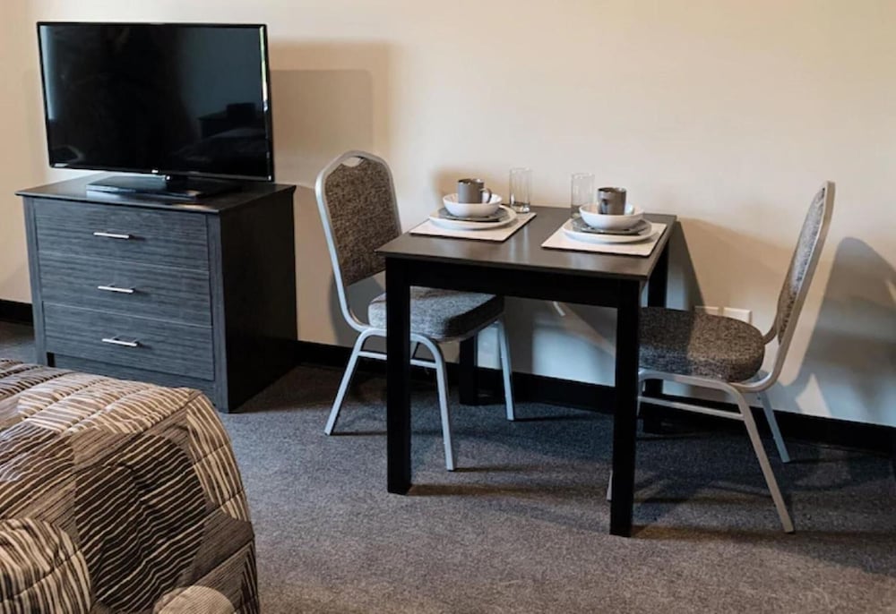 WoodSpring Suites Atlanta Airport - photo 34
