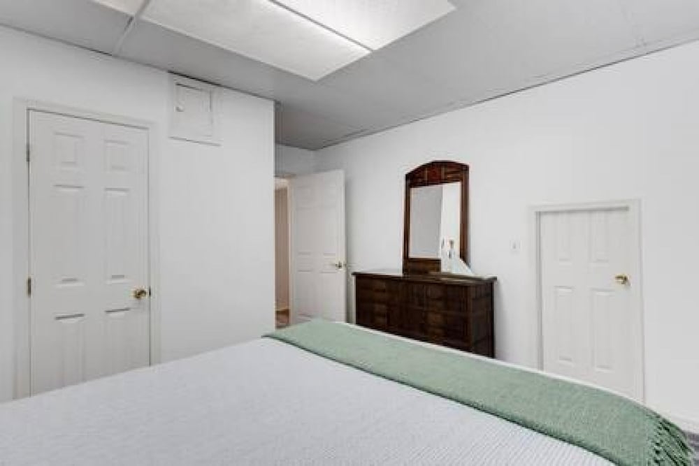 Siesta Key Marvel Pool SPA Deeded Beach Access - photo 38