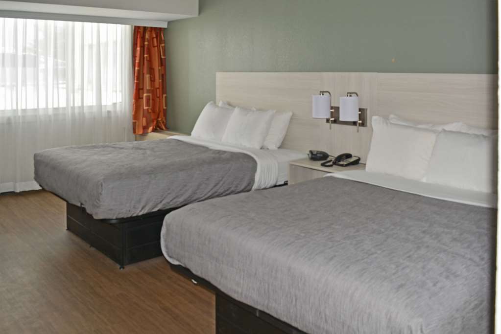 Quality Inn & Suites East Syracuse Carrier Circle - photo 22