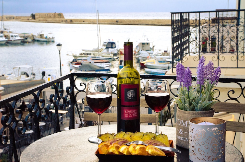 Casa Ithomi — 4-Star Luxury Hotel in Chania, Greece