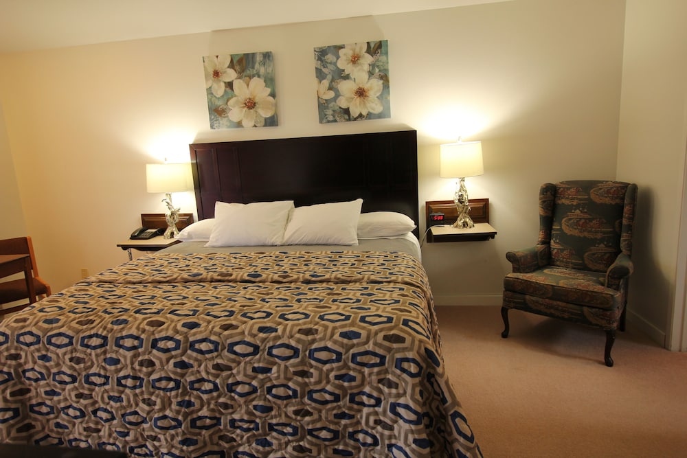 Mariner's Cove Inn - photo 19