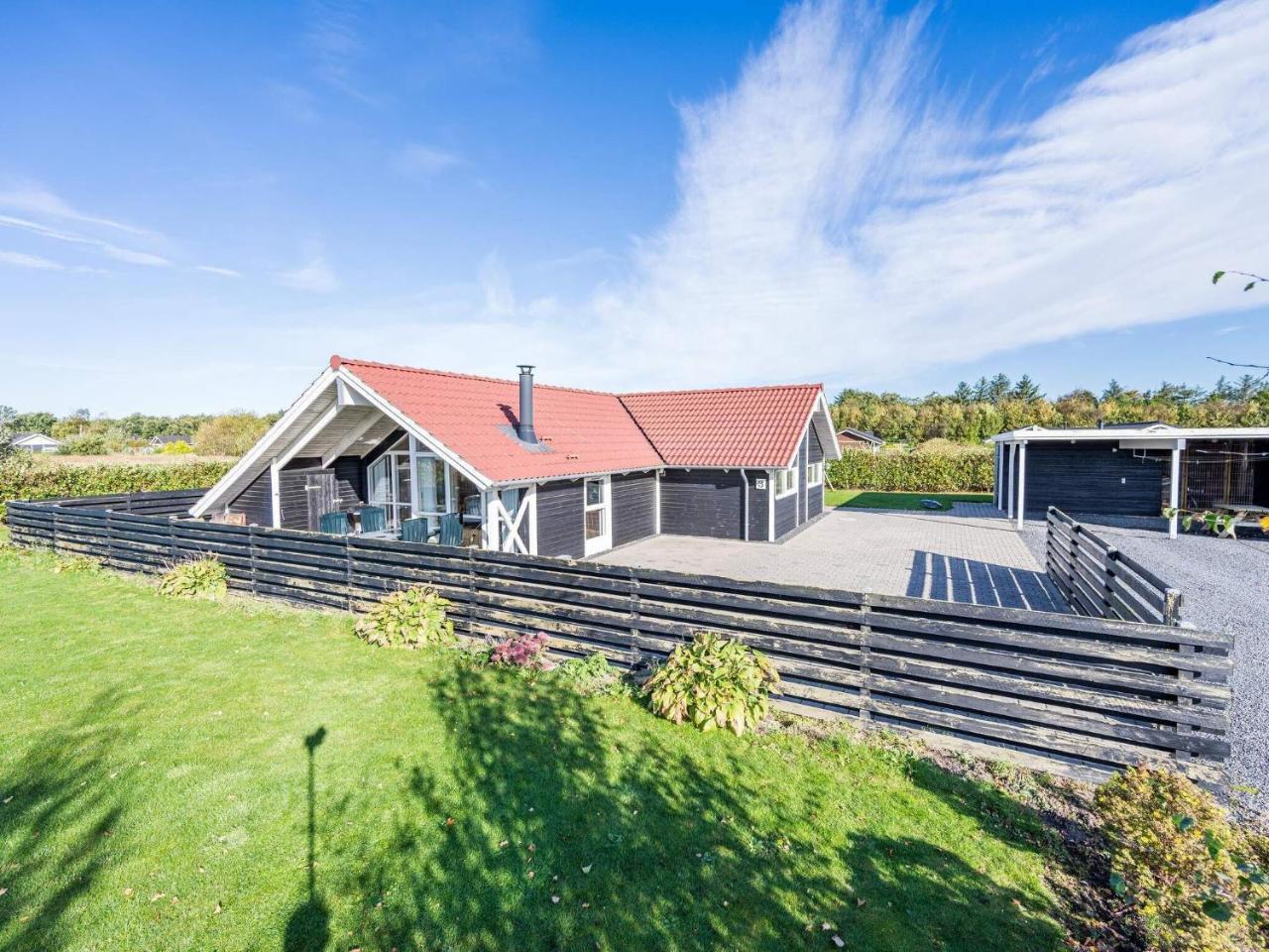 8 person holiday home in Hemmet — 4-Star Luxury Hotel in Tarm, Denmark