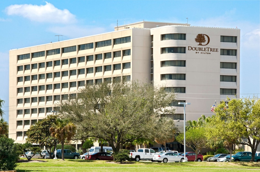 Doubletree by Hilton Houston Hobby Airport in Houston, United States