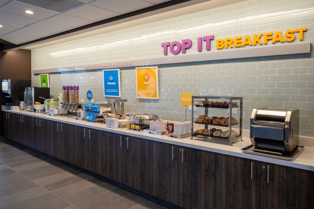 Tru by Hilton Naperville Chicago - photo 22