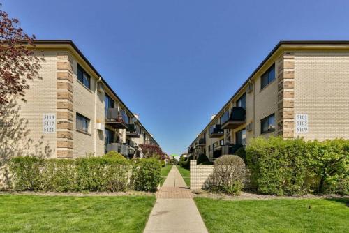 Luxurious Condo in Top Rated Neighborhood — 4-Star Luxury Hotel in Chicago, United States