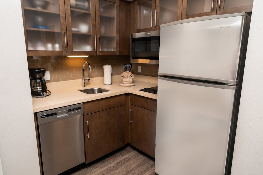 Staybridge Suites Coeur D'Alene by IHG - photo 11