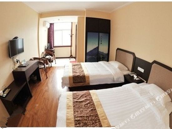 Changyang Ningxinyuan Business Hotel — Yichang