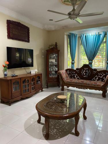 Serambi Kenangan in Alor Gajah, Malaysia