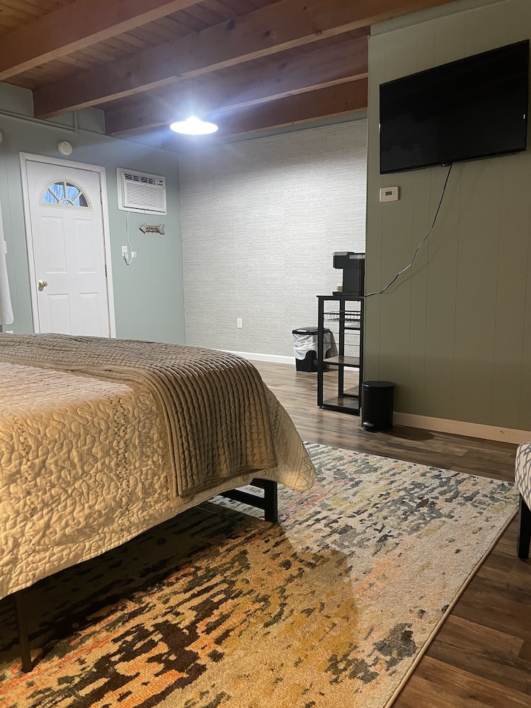 The Arsenal Inn - photo 16