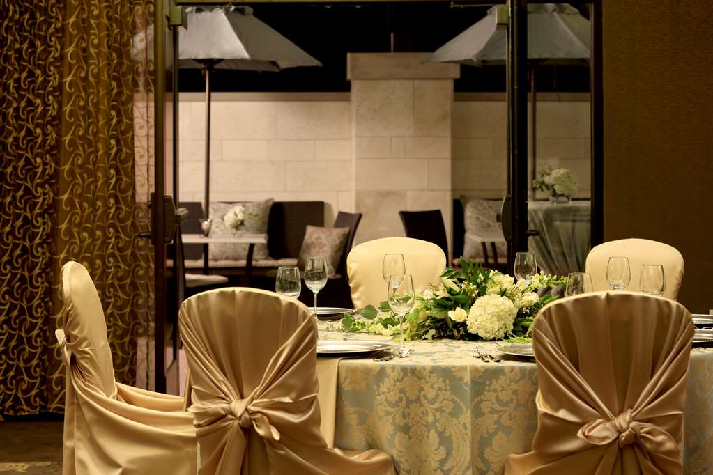 Hyatt Centric The Woodlands - photo 14