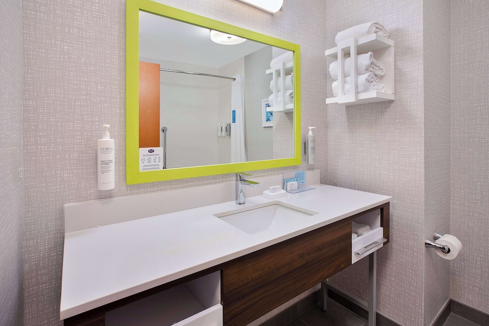 Hampton Inn Detroit Utica Shelby Township - photo 22