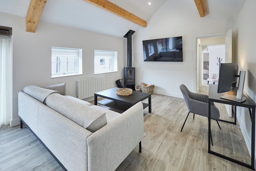 Host & Stay The Hay Loft in Wakefield, United Kingdom