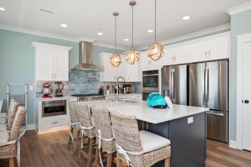 Once Upon A Tide by Oak Island Accommodations - photo 31
