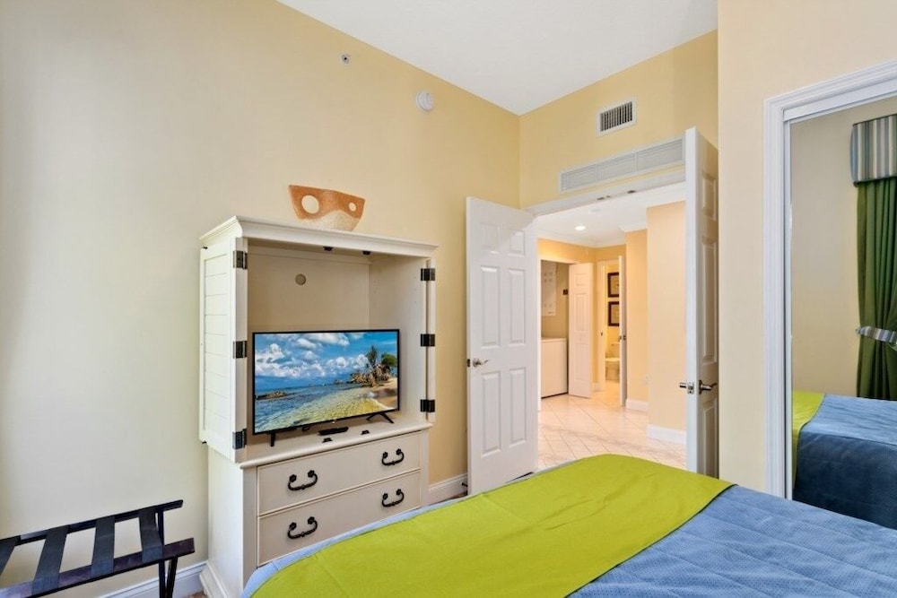 Luxury Golf Resort Located In Reunion Resort 3 Bedroom Condo - photo 3
