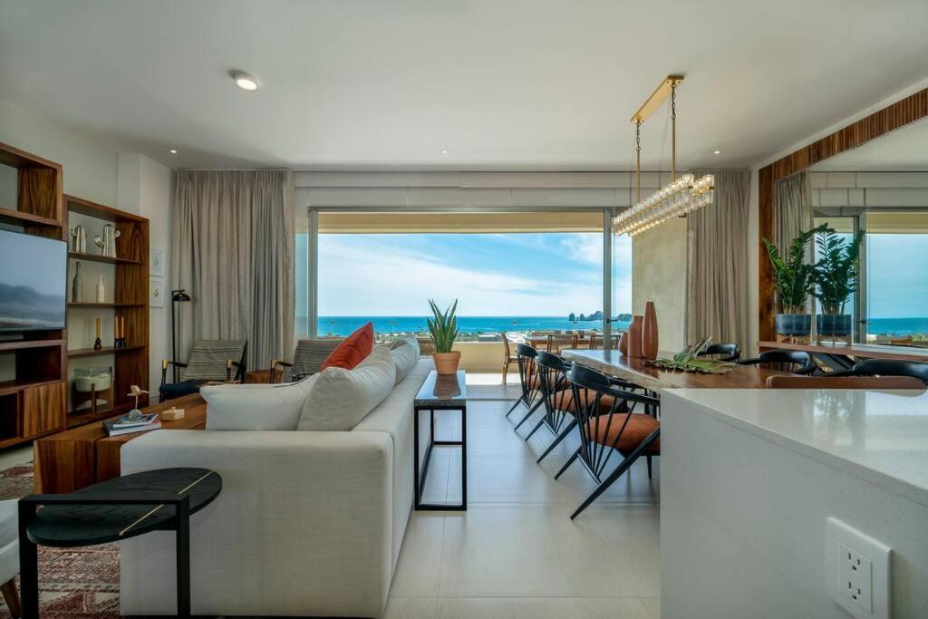 Serene Oceanview Getaway with Private Terrace — 4-Star Luxury Hotel in Cabo San Lucas, Mexico