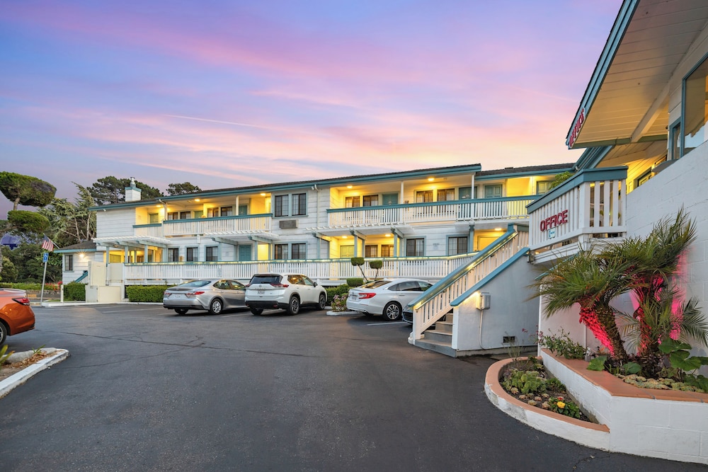 Arbor Inn Monterey - photo 47