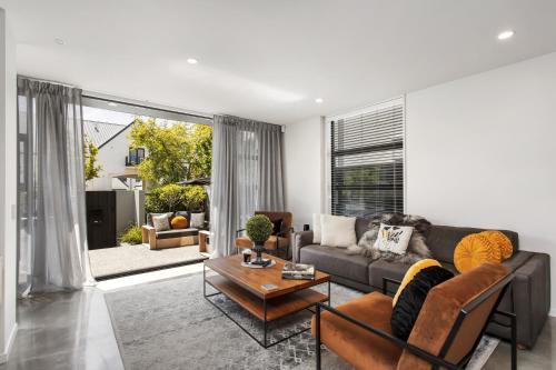 A luxurious Retreat Sleeps 6 — 4-Star Luxury Hotel in Christchurch, New Zealand