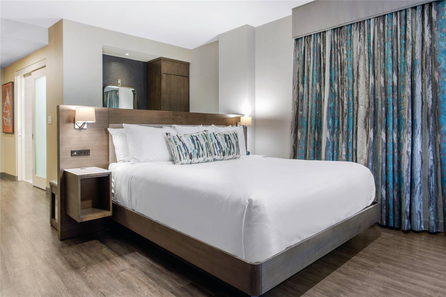 Cambria Hotel Philadelphia Downtown Center City - photo 14