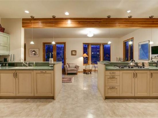 2427 Nansen Court - photo 8
