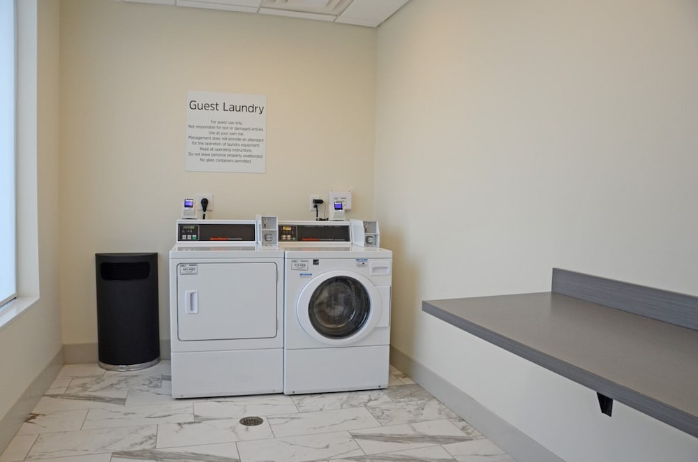 Holiday Inn Express & Suites Franklin Berry Farms by IHG - photo 30