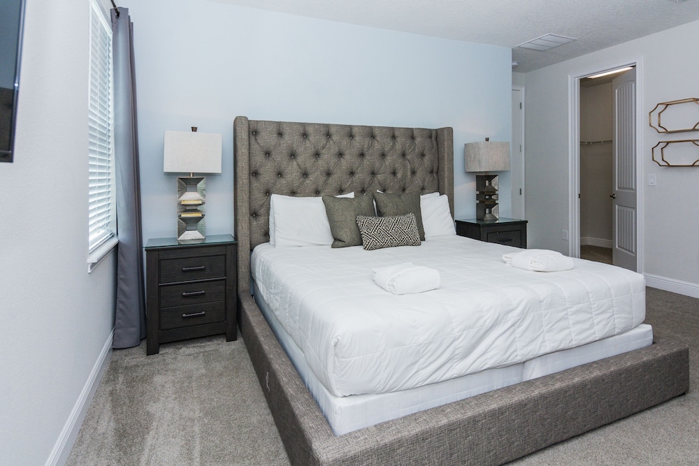 Amazing 5 Bedrooms House With Private Pool at Encore Resort - photo 23