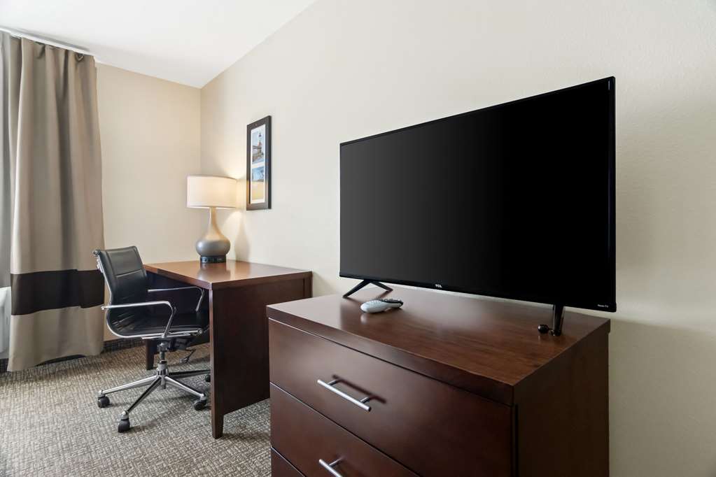 Comfort Inn Hebron Lowell Area - photo 17
