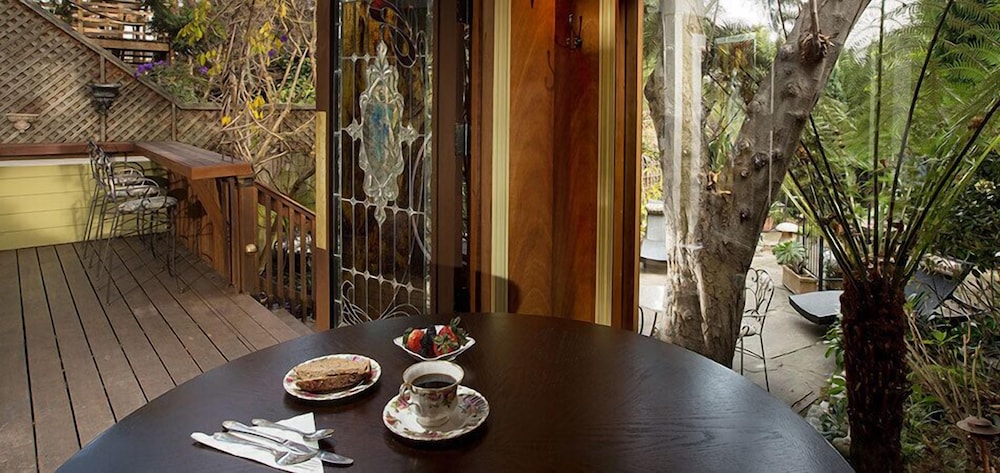Noe's Nest Bed and Breakfast - photo 24