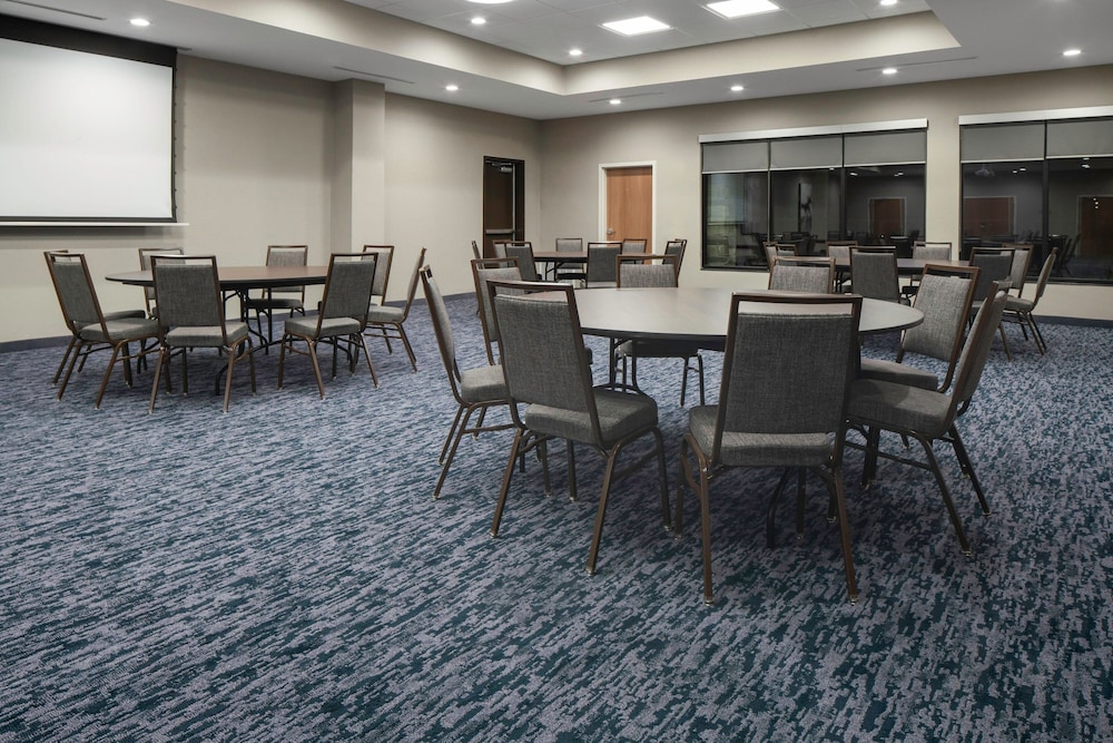 Fairfield Inn & Suites by Marriott Corinth South Denton Area - photo 29