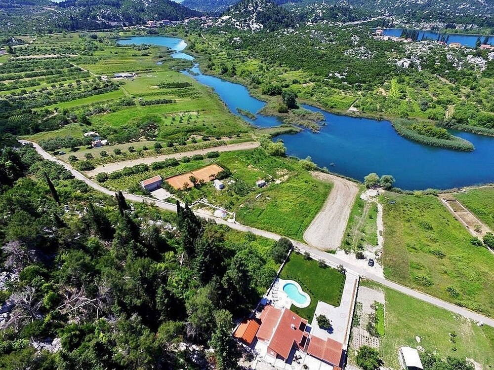 Villa Fabry — 4-Star Luxury Hotel in Ploce, Croatia