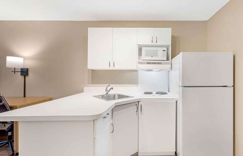 Extended Stay America Suites Asheville Tunnel Rd - photo 26