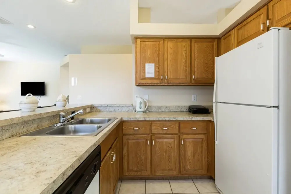 Sunset Lakes 3 bed - photo 23