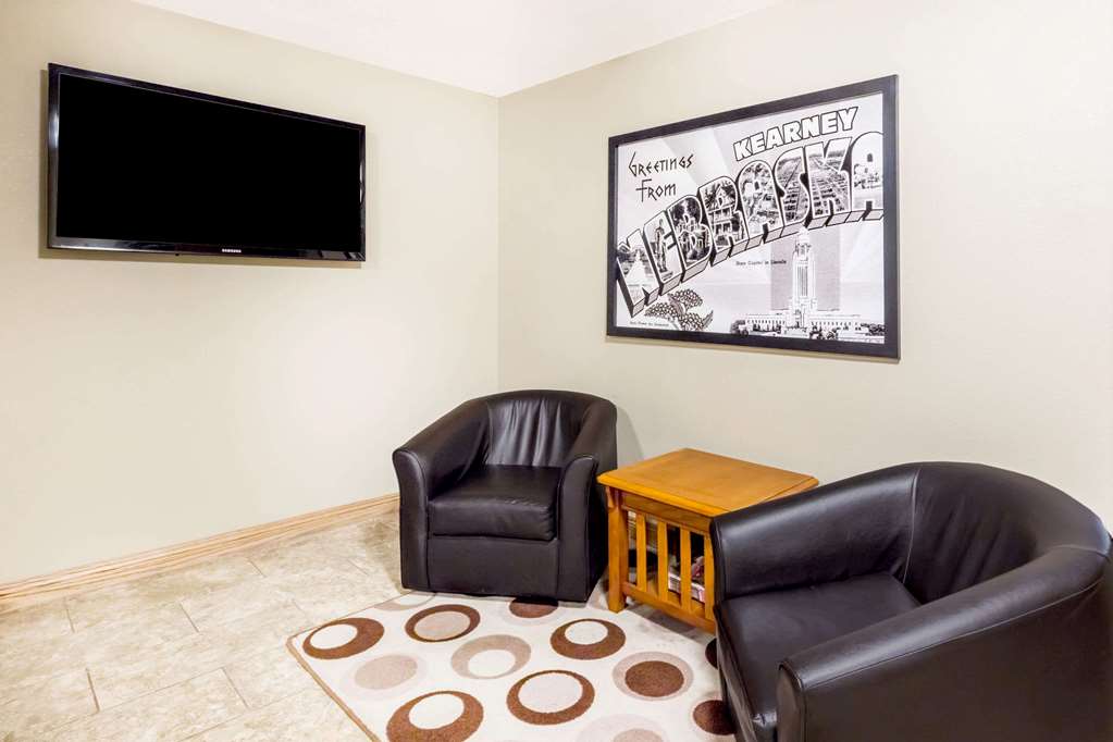 Super 8 by Wyndham Kearney - photo 4