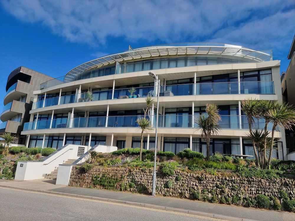 Fistral Pearl — 4-Star Luxury Hotel in Newquay, United Kingdom